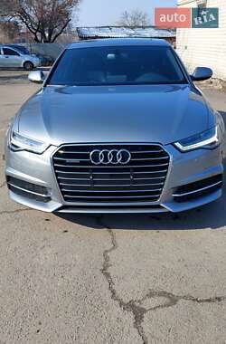 Седан Audi A6 2015 в 