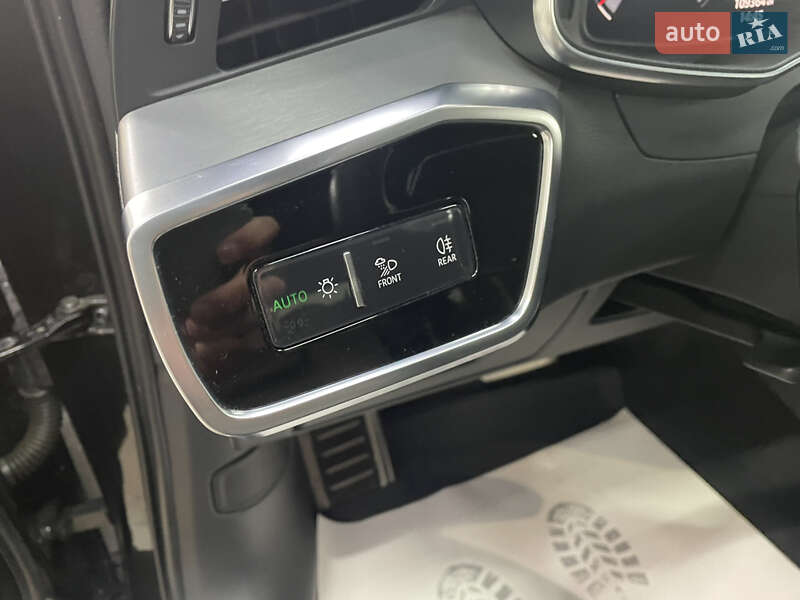 Седан Audi A6 2018 в Киеве