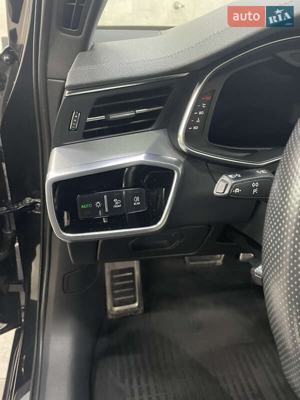 Седан Audi A6 2018 в Киеве