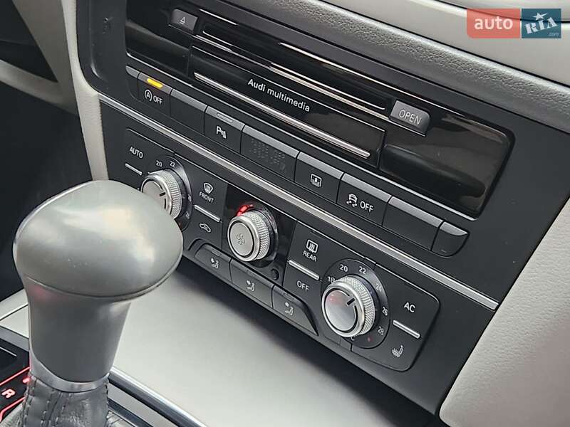 Седан Audi A6 2012 в Ивано-Франковске