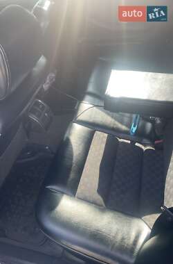 Универсал Audi A6 2001 в 