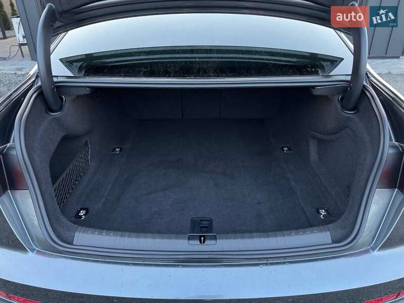 Седан Audi A6 2018 в Луцке