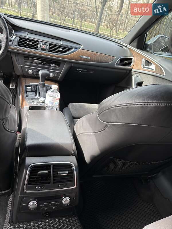 Седан Audi A6 2012 в Одессе