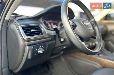 Седан Audi A6 2015 в 