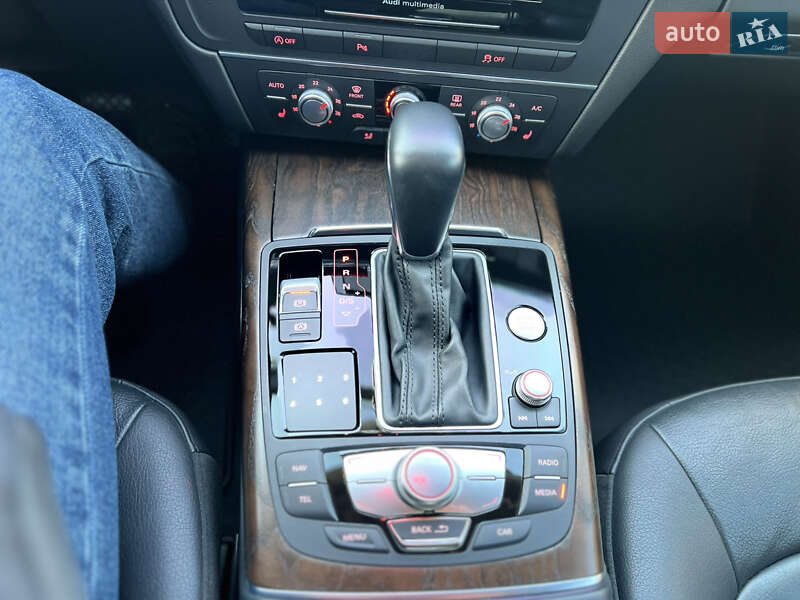 Седан Audi A6 2015 в Хмельницком