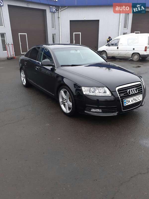 Седан Audi A6 2010 в Ровно