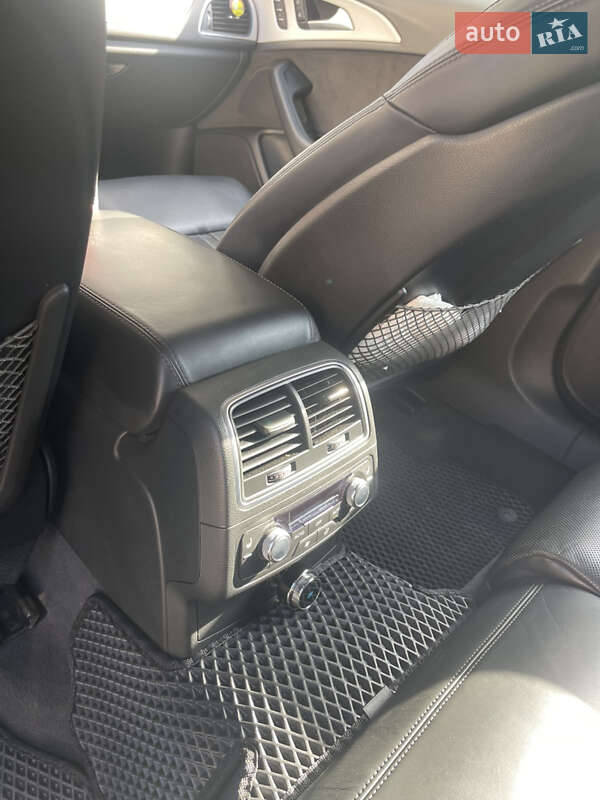 Универсал Audi A6 2016 в Киеве
