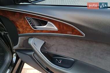 Седан Audi A6 2012 в 