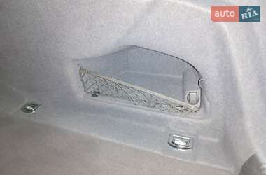 Седан Audi A6 2012 в 