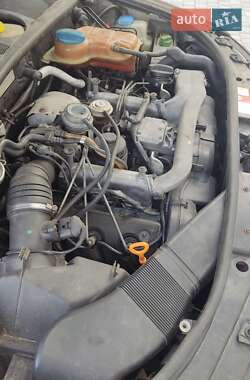 Седан Audi A6 2000 в 