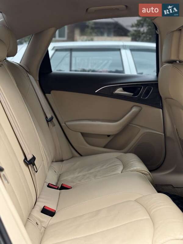 Седан Audi A6 2016 в Винниках