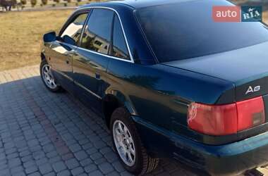 Седан Audi A6 1995 в Самборе