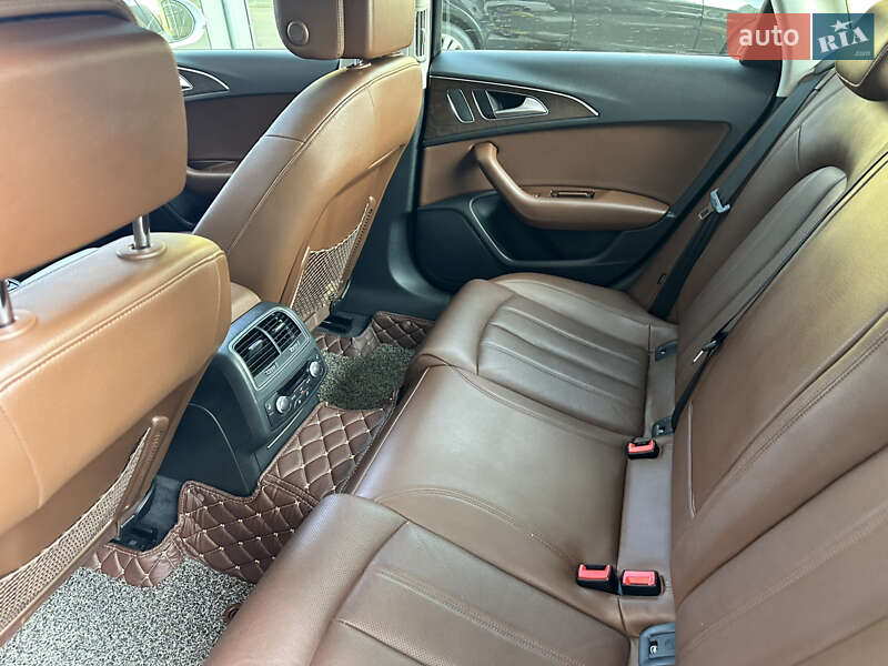 Седан Audi A6 2015 в Киеве