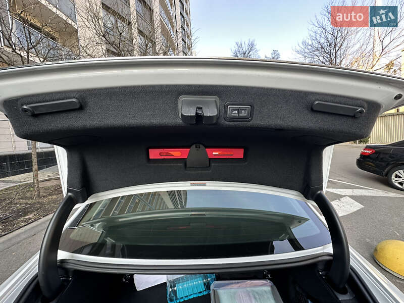 Седан Audi A6 2015 в Киеве