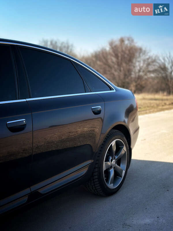 Седан Audi A6 2005 в Лубнах