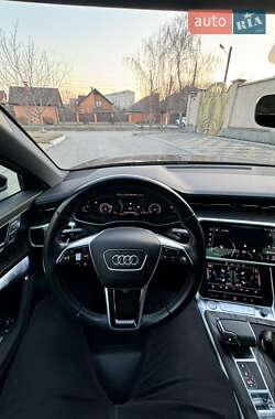 Седан Audi A6 2020 в 