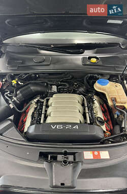 Седан Audi A6 2006 в 