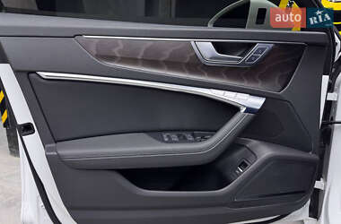 Седан Audi A6 2020 в 