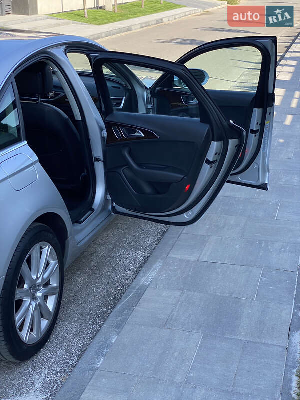 Седан Audi A6 2014 в Івано-Франківську
