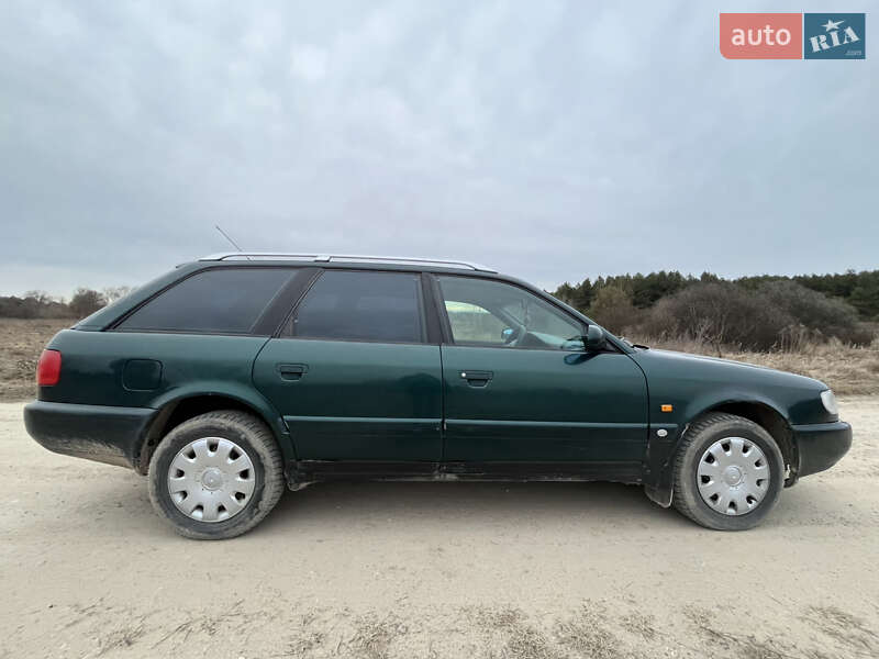 Універсал Audi A6 1996 в Новояворівську
