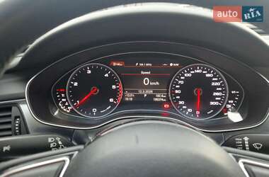 Седан Audi A6 2015 в 