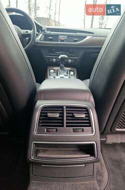 Седан Audi A6 2015 в 