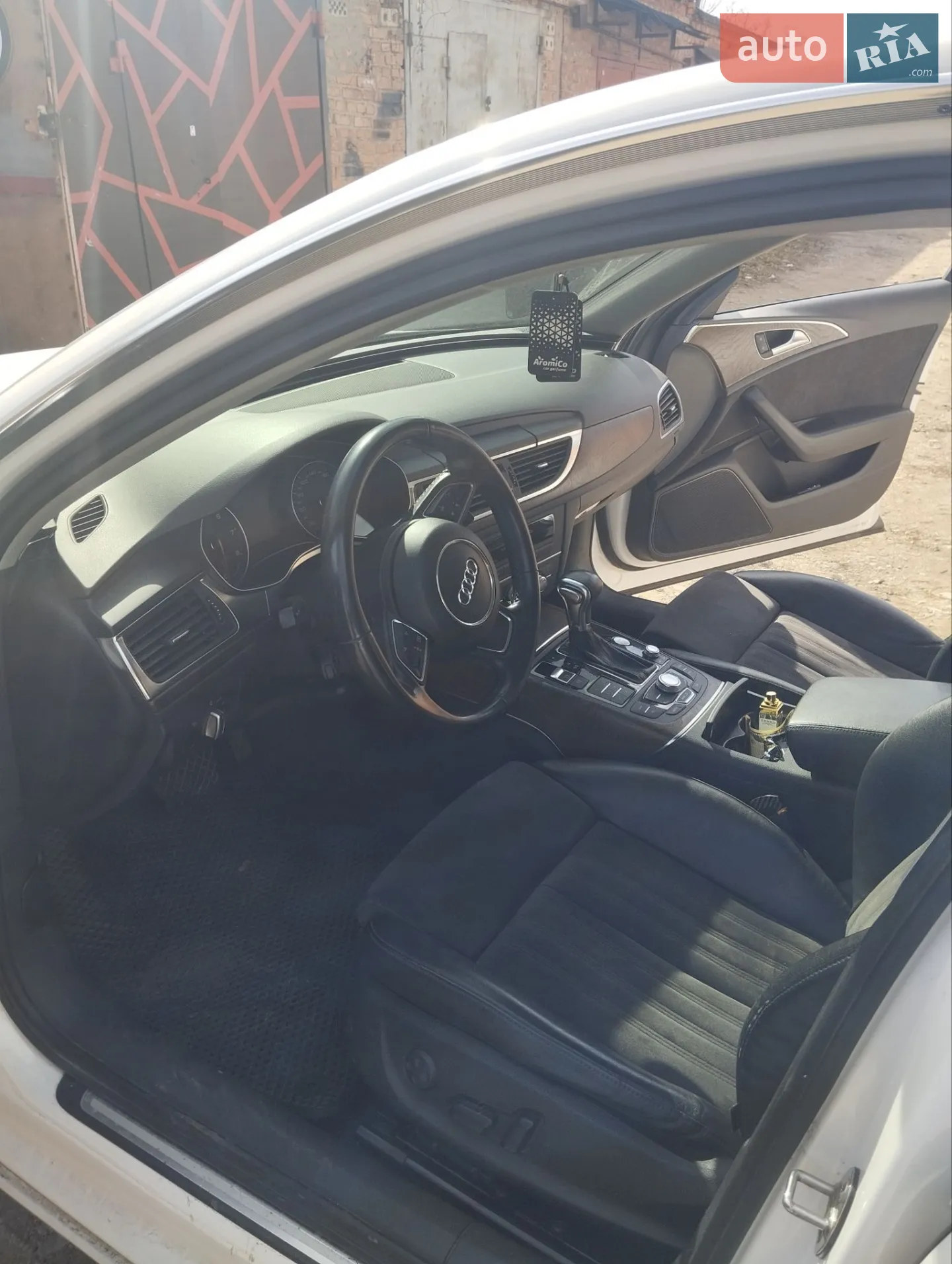 2011 Audi A6 - мініатюра 28