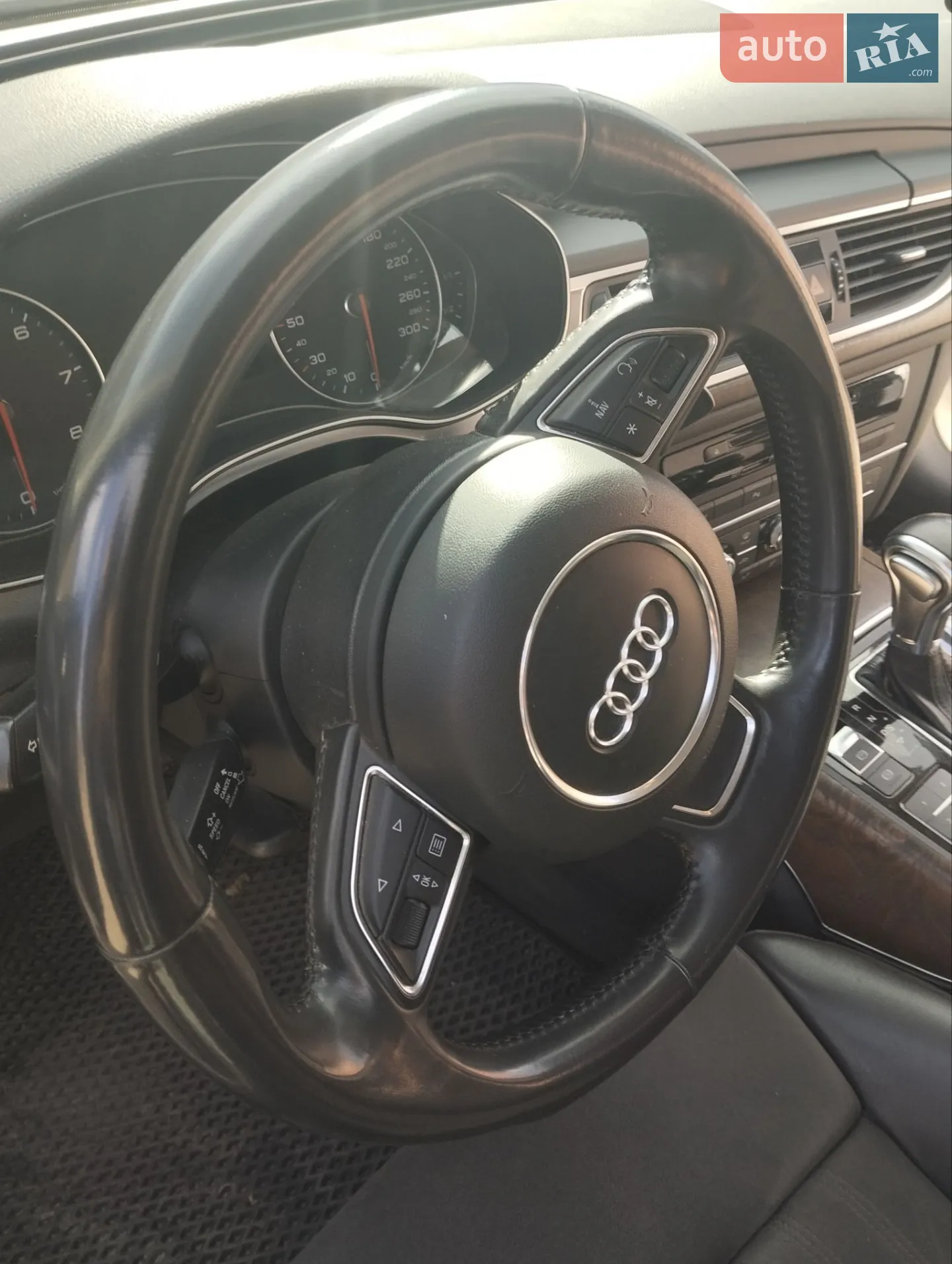 2011 Audi A6 - мініатюра 29