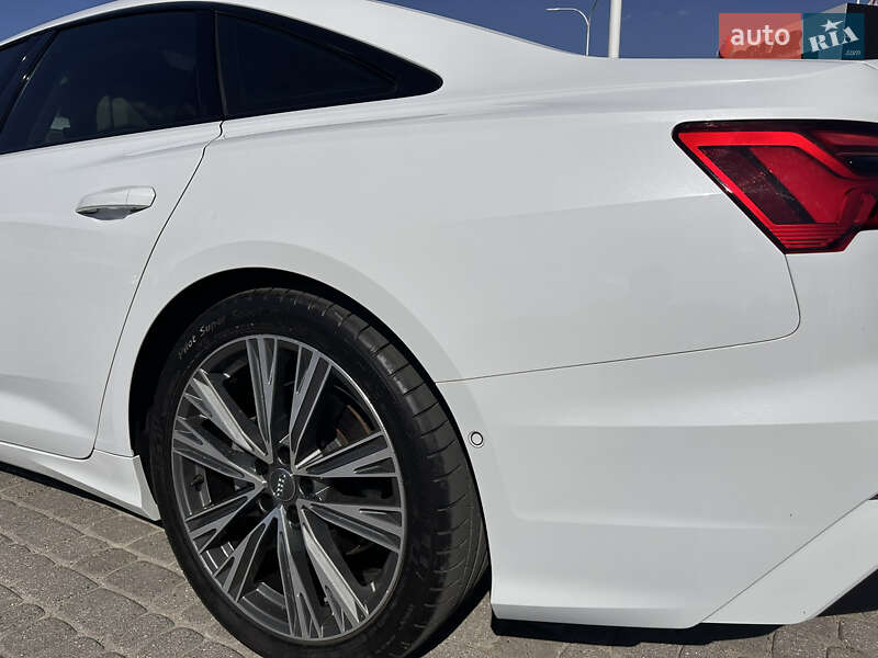 Седан Audi A6 2019 в Львове