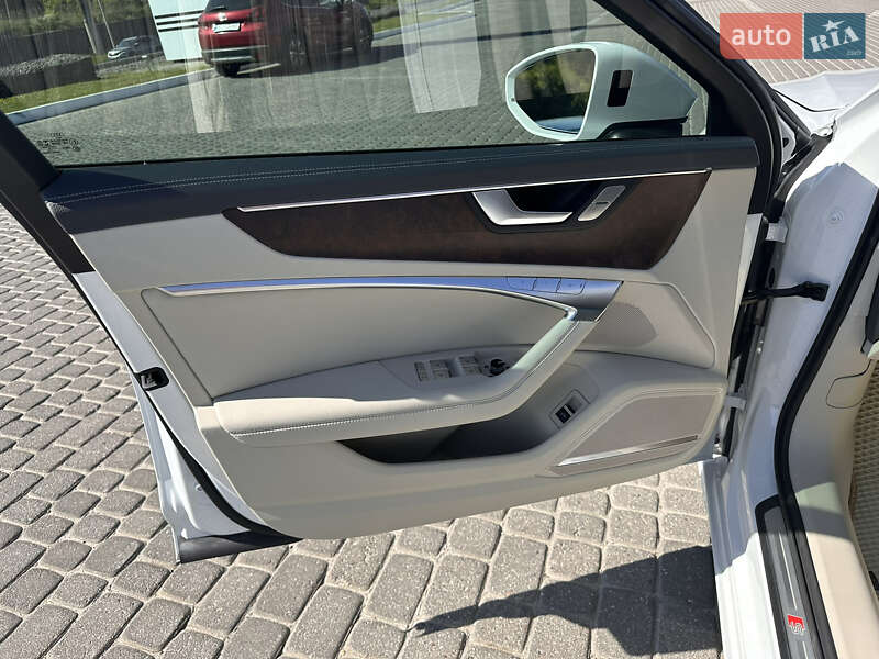 Седан Audi A6 2019 в Львове