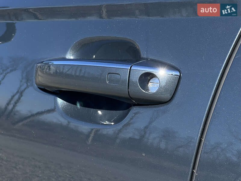 Седан Audi A6 2015 в Стрые