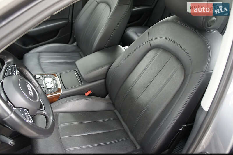 Седан Audi A6 2015 в Чернівцях