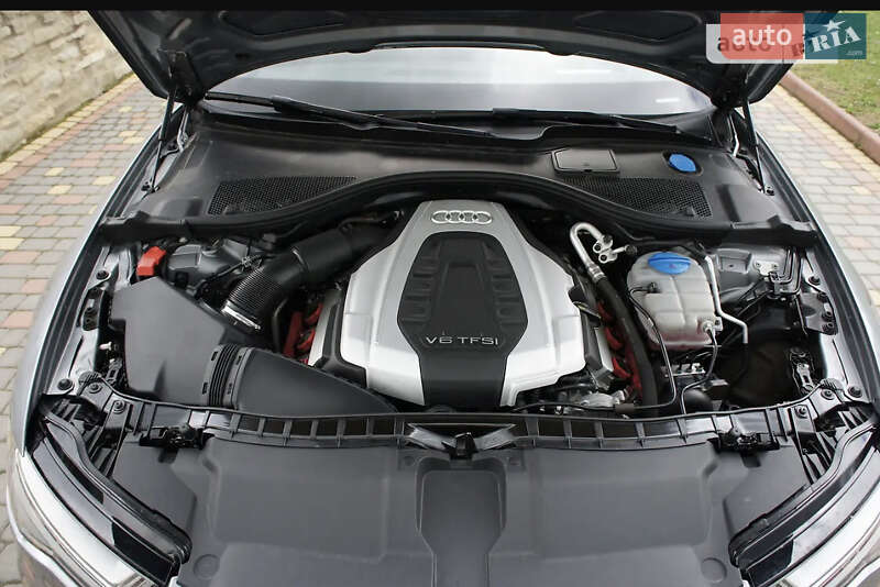 Седан Audi A6 2015 в Чернівцях