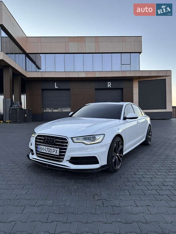 Седан Audi A6 2011 в Киеве