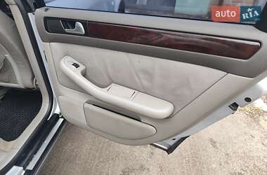 Седан Audi A6 2002 в 