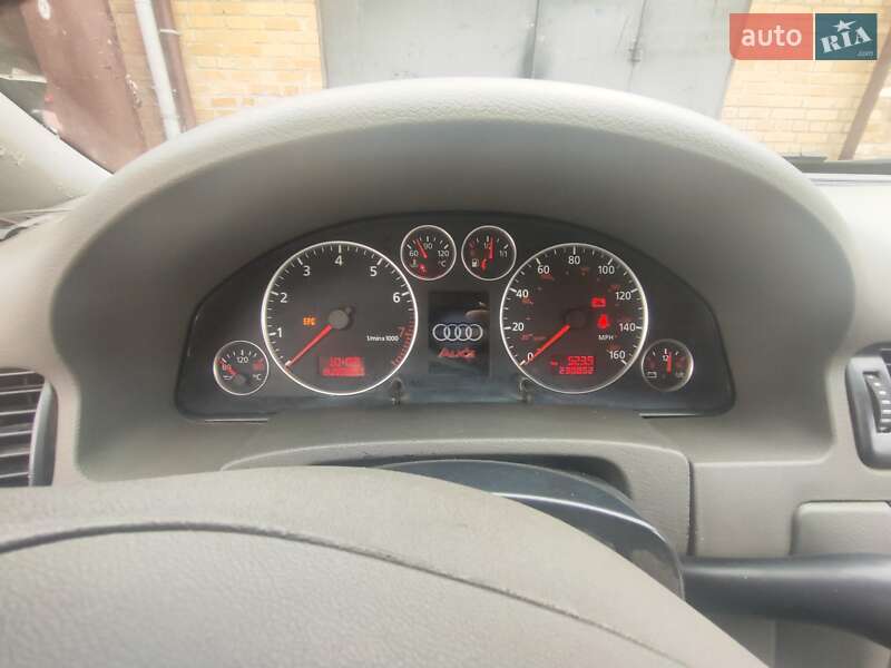 Седан Audi A6 2002 в Миргороді
