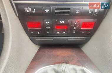 Седан Audi A6 2002 в 
