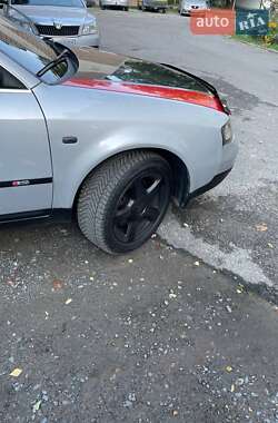 Универсал Audi A6 2001 в 