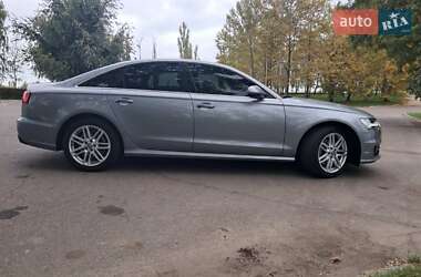 Седан Audi A6 2015 в 