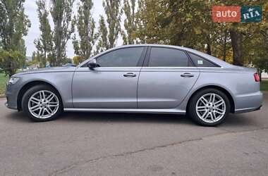 Седан Audi A6 2015 в 