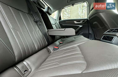 Седан Audi A6 2019 в 