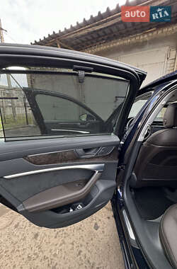 Седан Audi A6 2019 в 
