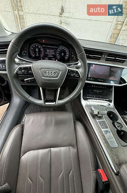 Седан Audi A6 2019 в 