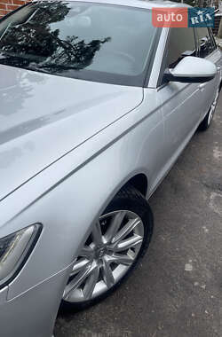 Седан Audi A6 2013 в 