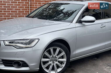 Седан Audi A6 2013 в 