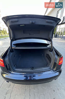 Седан Audi A6 2013 в 