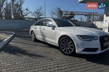 Седан Audi A6 2014 в 