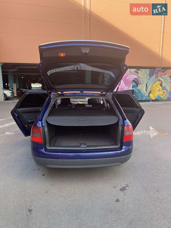 Универсал Audi A6 2001 в Киеве