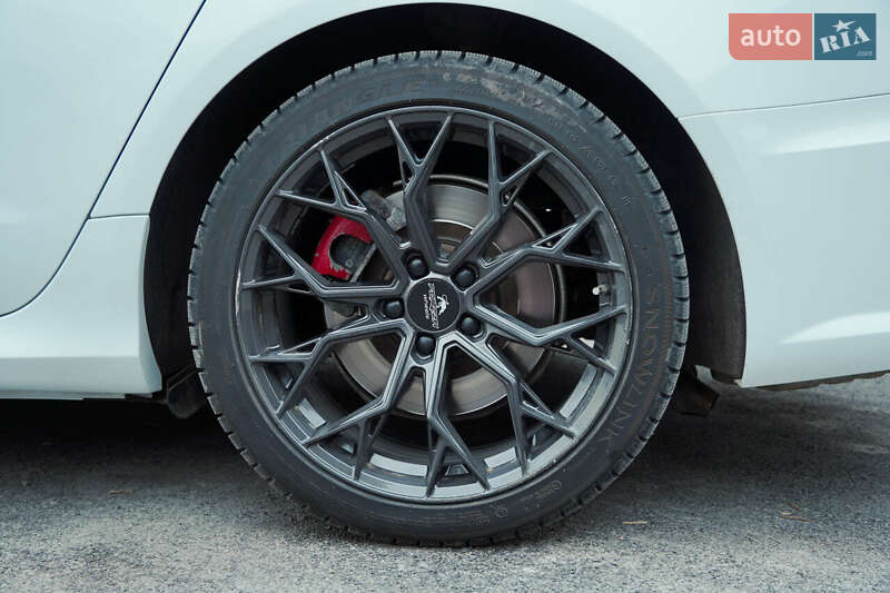 Седан Audi A6 2014 в Каменец-Подольском
