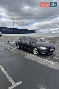 Седан Audi A6 2014 в 